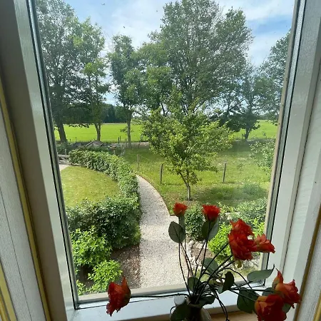 Boerderijtje Op Prachtige Plek, Nabij Natuurgebied Vakantiehuis