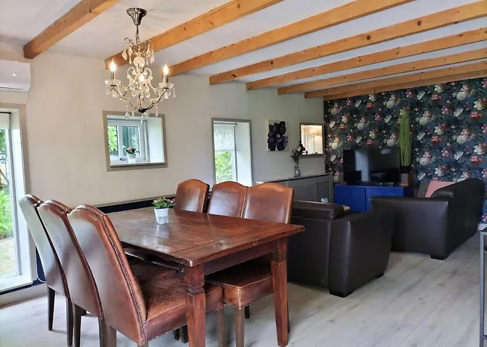 Holiday home Boerderijtje Op Prachtige Plek, Nabij Natuurgebied